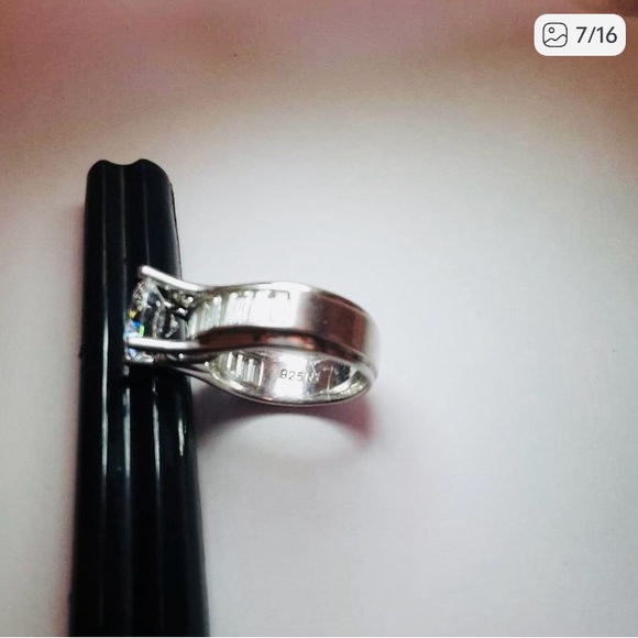 Signity Star Diamond and Baguette Sterling Ring By Michael Valitutti - Picture 3 of 14